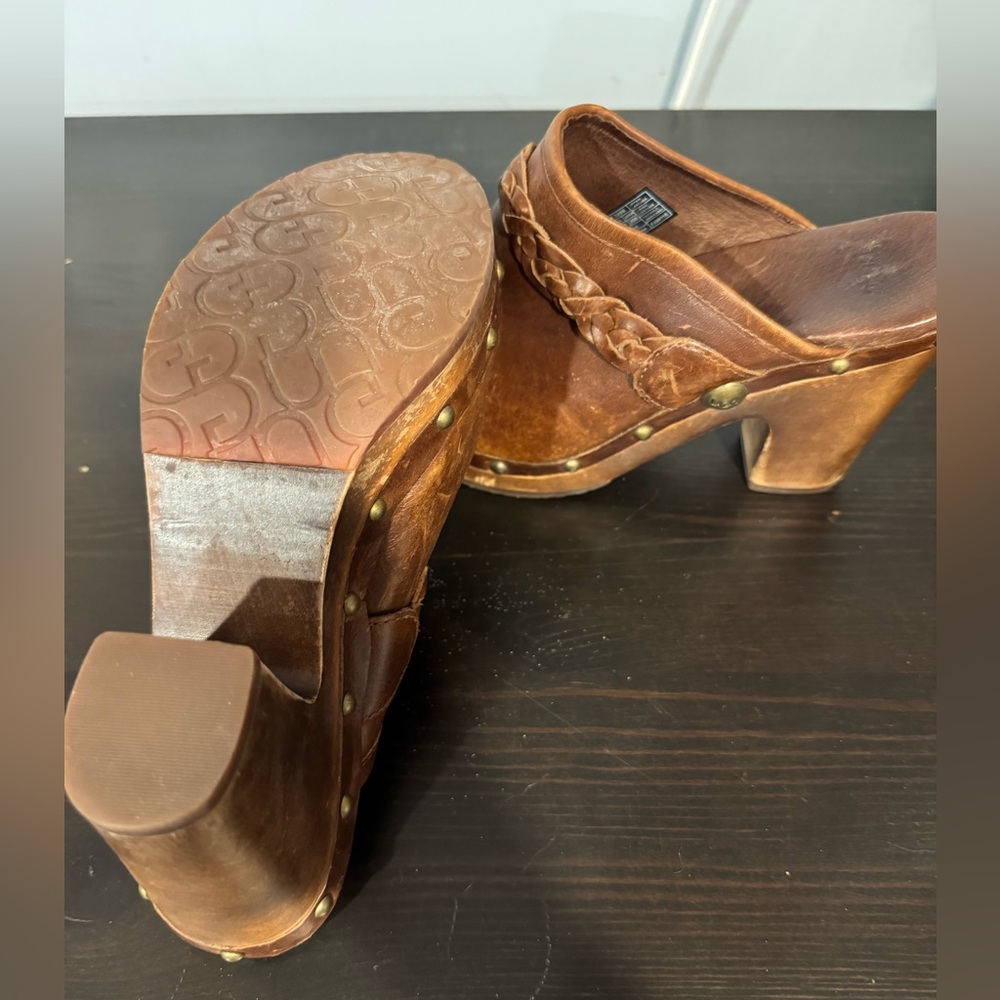 UGG Kaylee Clogs - image 7